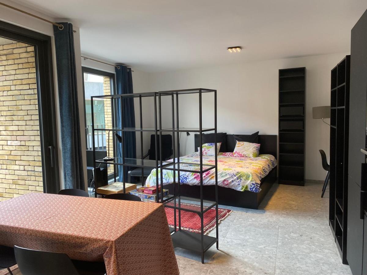 Studio Near Shopping K In K New Bright And Central Kortrijk Exterior foto